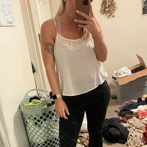 NWT white tank